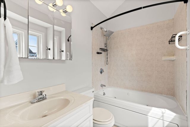 201 Main St 2, Woburn, MA 01801