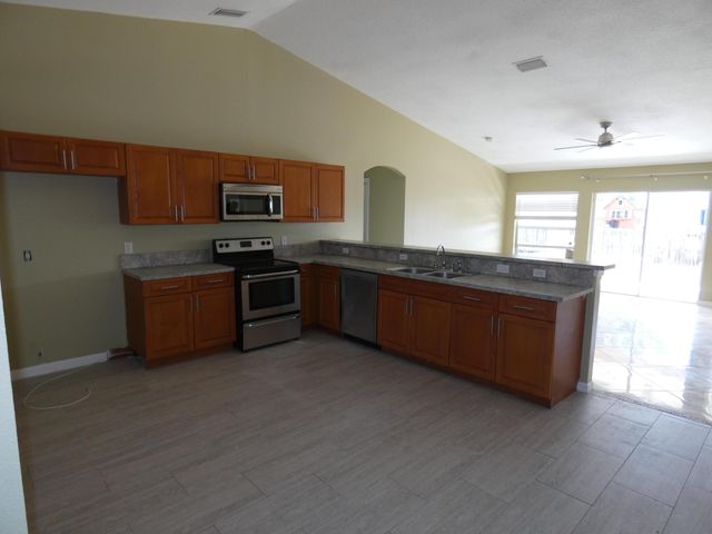 510 SW Sea Holly Ter Terrace, Port St. Lucie, Port St Lucie, FL 34984