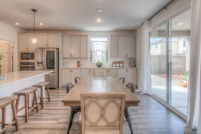 2116 Abbeyhill Rd, Lincoln, CA 95648