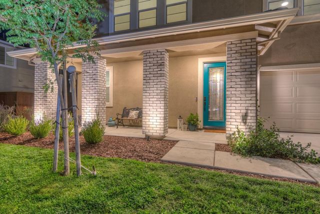 2116 Abbeyhill Rd, Lincoln, CA 95648