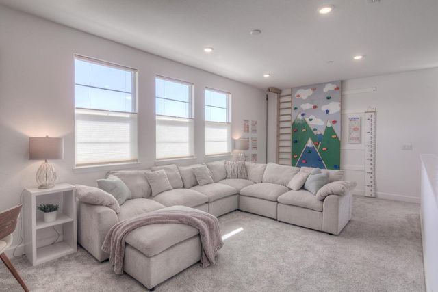 2116 Abbeyhill Rd, Lincoln, CA 95648