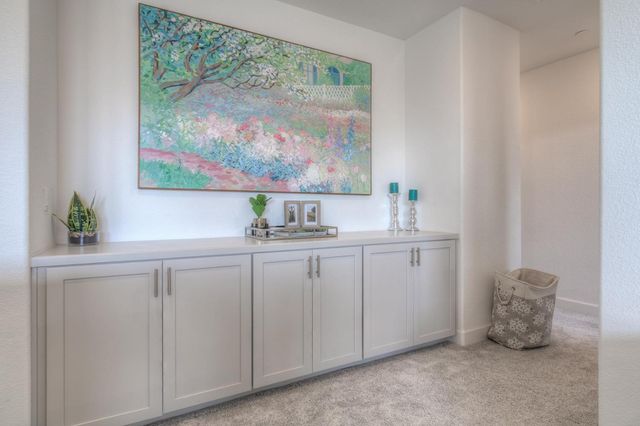 2116 Abbeyhill Rd, Lincoln, CA 95648