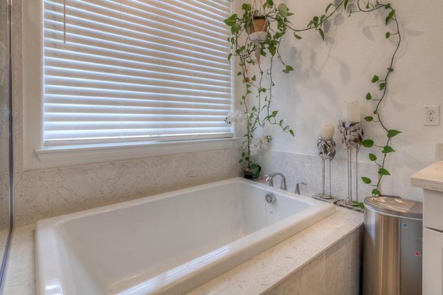 2116 Abbeyhill Rd, Lincoln, CA 95648