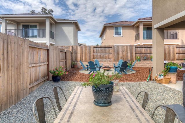 2116 Abbeyhill Rd, Lincoln, CA 95648