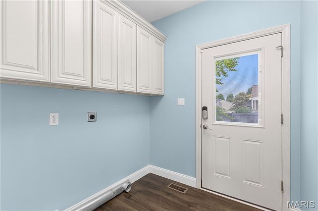 3529 Tarn Street, St Charles, MO 63301