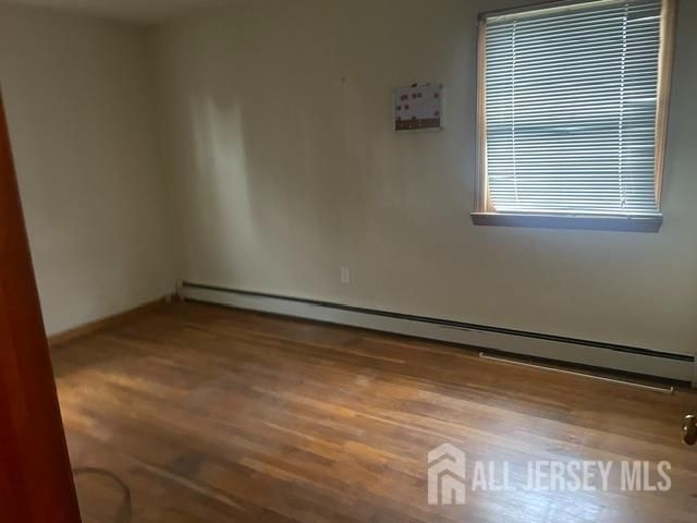 47 South Walnut Avenue, Middlesex, NJ 08830