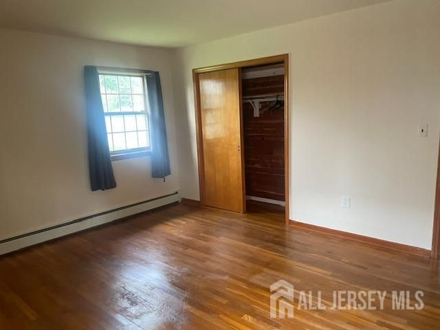 47 South Walnut Avenue, Middlesex, NJ 08830
