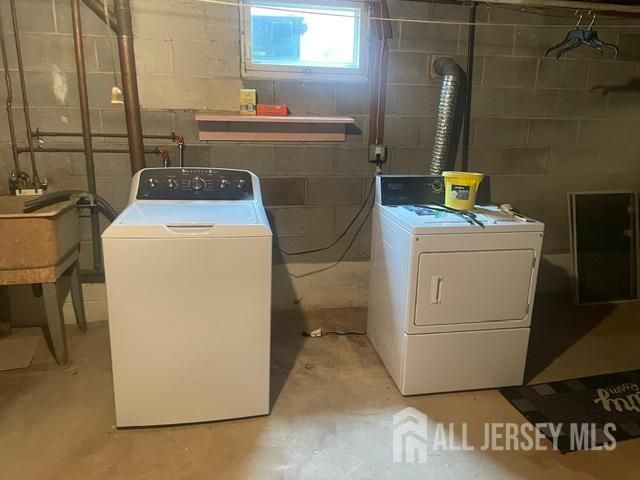 47 South Walnut Avenue, Middlesex, NJ 08830