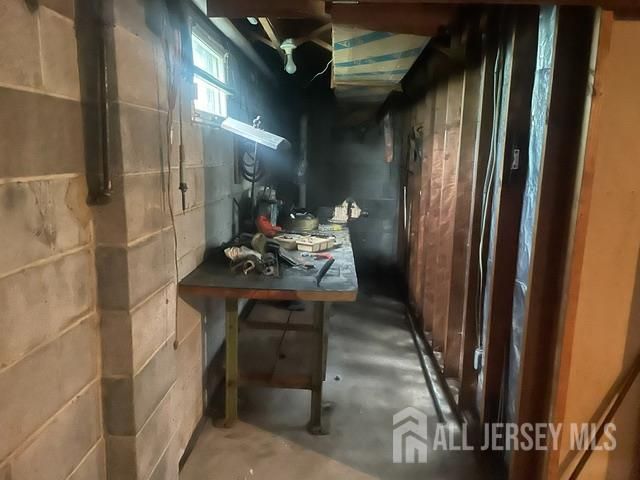 47 South Walnut Avenue, Middlesex, NJ 08830