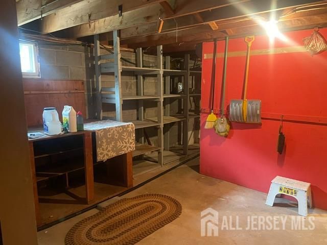 47 South Walnut Avenue, Middlesex, NJ 08830