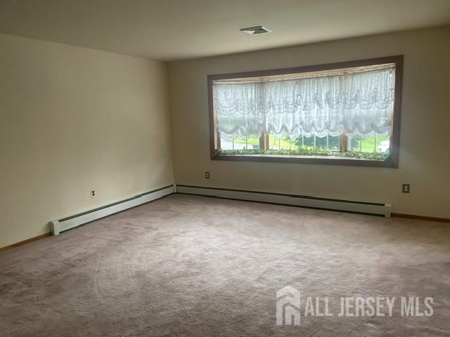 47 South Walnut Avenue, Middlesex, NJ 08830