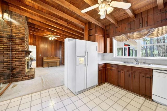 881 Rockbridge Road, Lilburn, GA 30047