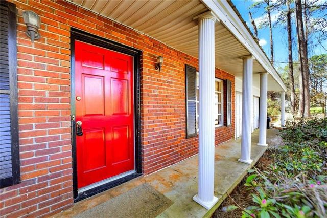 881 Rockbridge Road, Lilburn, GA 30047