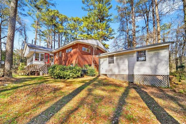 881 Rockbridge Road, Lilburn, GA 30047