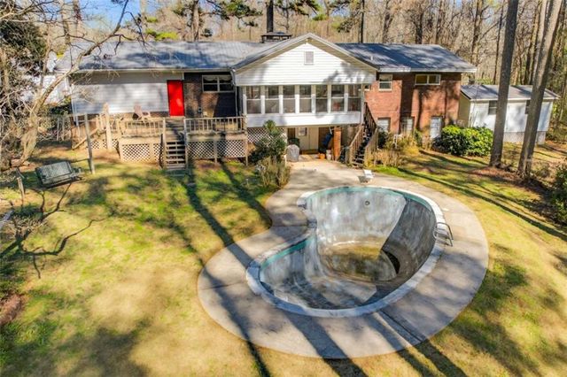 881 Rockbridge Road, Lilburn, GA 30047