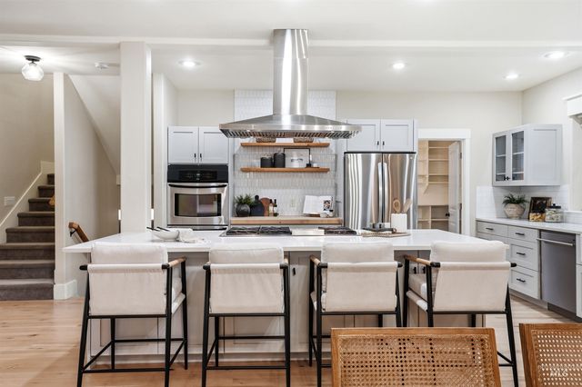 13231 N Dechambeau Way, Boise, ID 83714