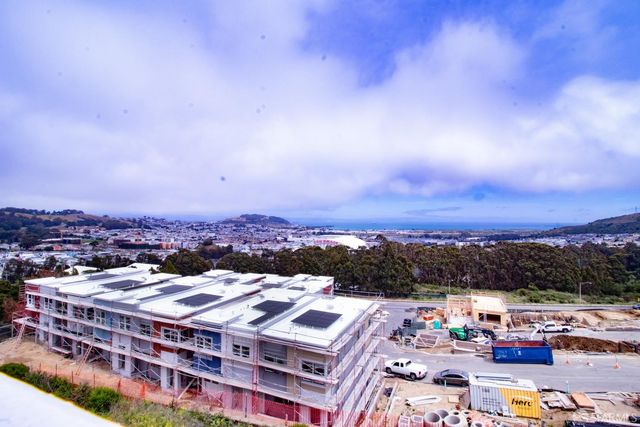 208 Oak Court, Daly City, CA 94014