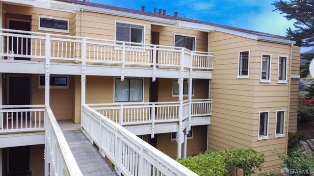208 Oak Court, Daly City, CA 94014