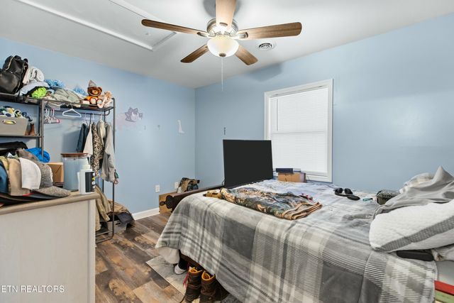 125 Smoky View Lane, Newport, TN 37821