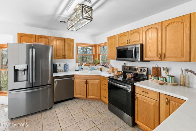 125 Smoky View Lane, Newport, TN 37821