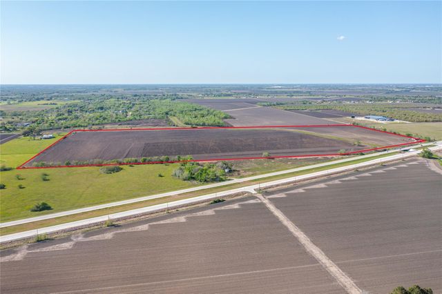 10010 Highway 36, Needville, TX 77461