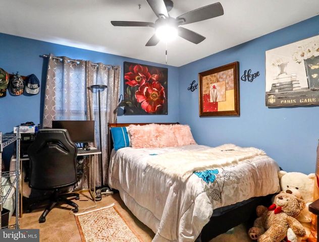 18813 DILLER DR, Hagerstown, MD 21742