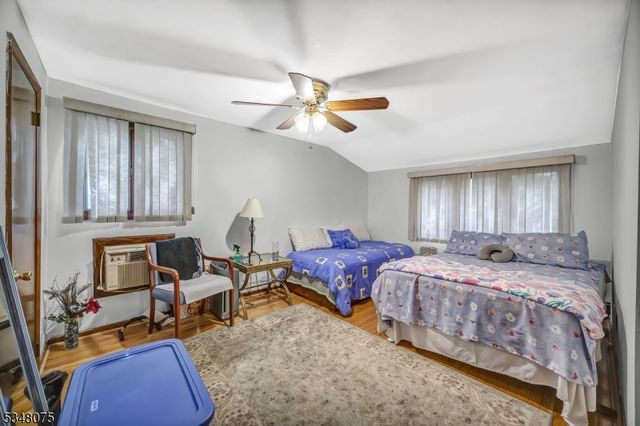 901 Madison Hill Rd, Rahway City, NJ 07065