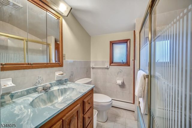 901 Madison Hill Rd, Rahway City, NJ 07065