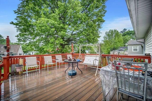 901 Madison Hill Rd, Rahway City, NJ 07065