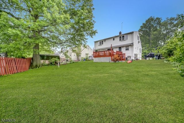 901 Madison Hill Rd, Rahway City, NJ 07065