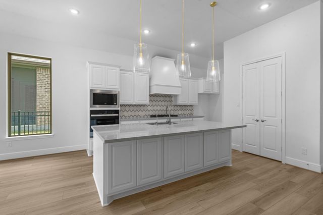 10014 Larkin Cove, Willis, TX 77318