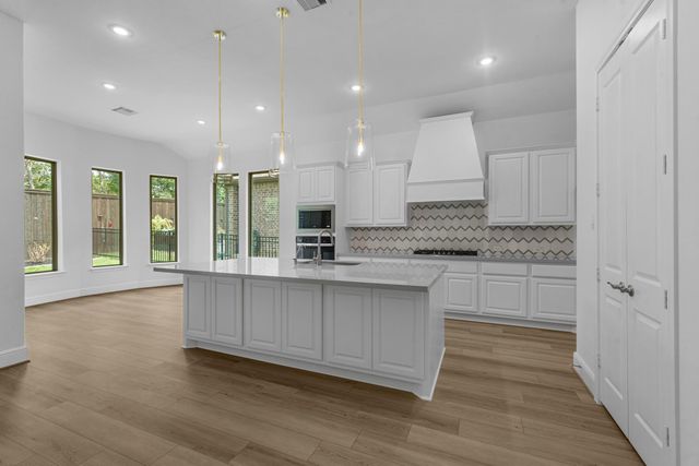 10014 Larkin Cove, Willis, TX 77318