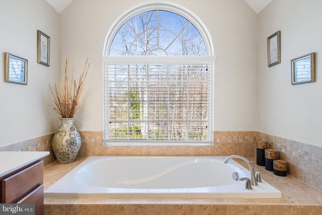 220 DONOVAN LN, Stafford, VA 22556