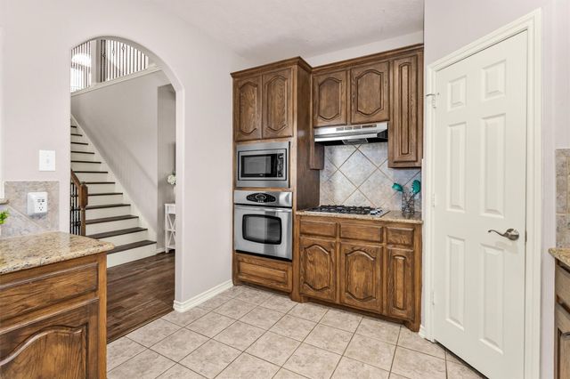 30110 Legends Ridge Drive, Spring, TX 77386