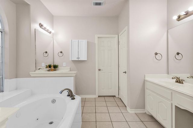 30110 Legends Ridge Drive, Spring, TX 77386