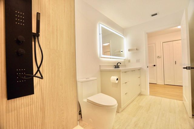 750 N TAMIAMI TRAIL 307, Sarasota, FL 34236