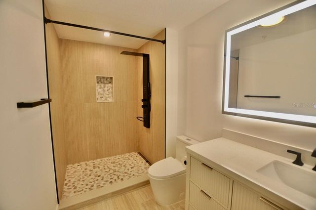 750 N TAMIAMI TRAIL 307, Sarasota, FL 34236