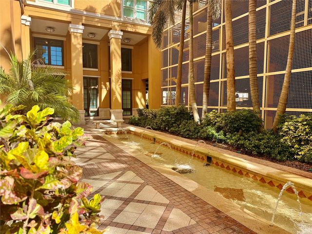 750 N TAMIAMI TRAIL 307, Sarasota, FL 34236