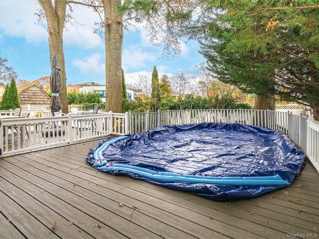 41 S 4th Street, Locust Valley, NY 11560