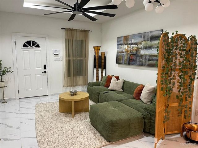 607 Buccaneer Drive 4, Hidalgo, TX 78557