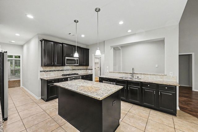6006 Logstone Drive, Richmond, TX 77407