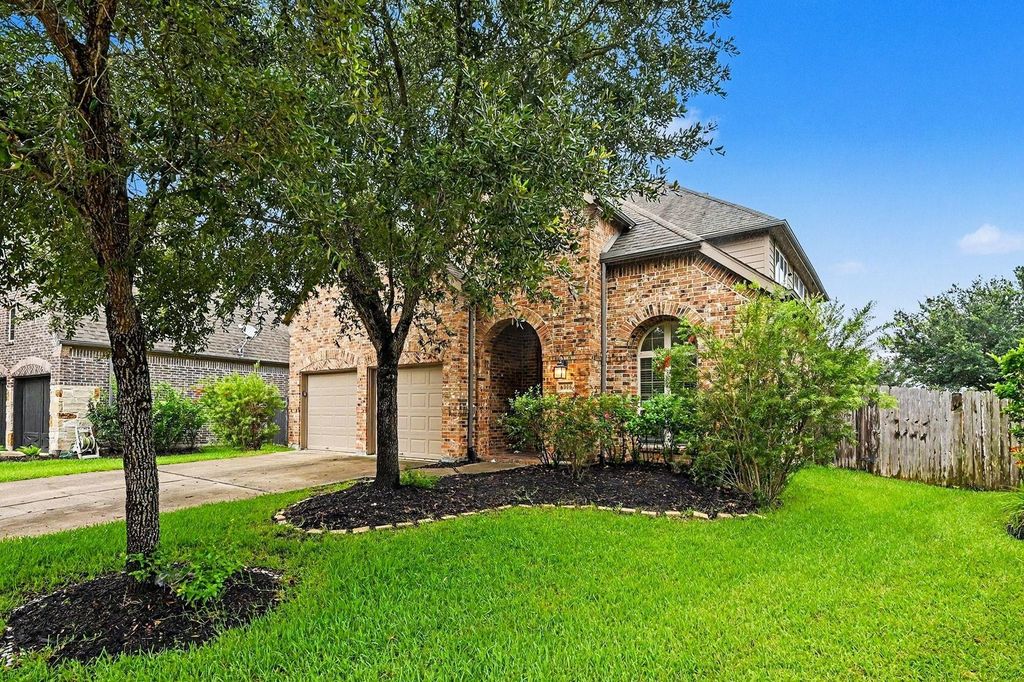6006 Logstone Drive, Richmond, TX 77407