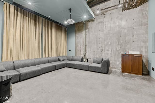 751 N Fairfax Avenue, Los Angeles, CA 90046