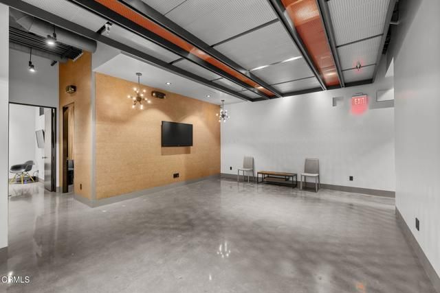 751 N Fairfax Avenue, Los Angeles, CA 90046