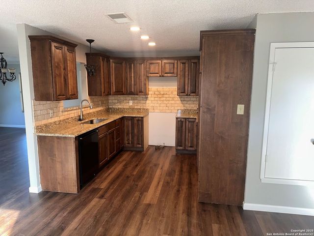 13614 Primwood, San Antonio, TX 78233