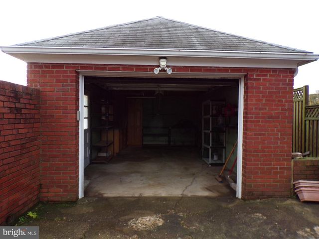 6094 9TH ST N, Arlington, VA 22205