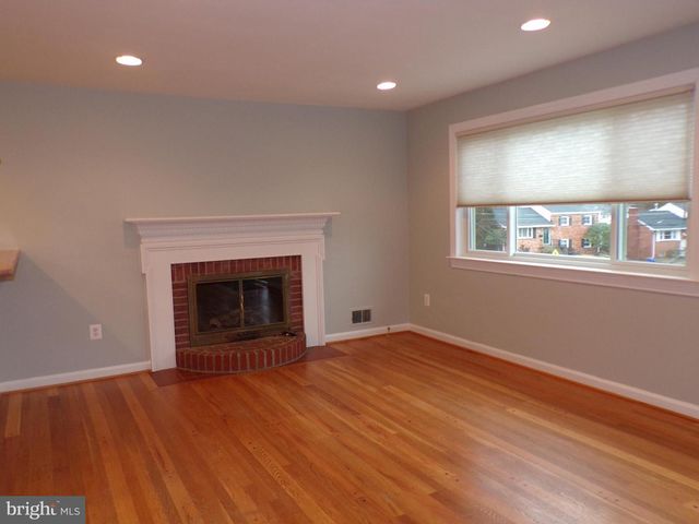 6094 9TH ST N, Arlington, VA 22205