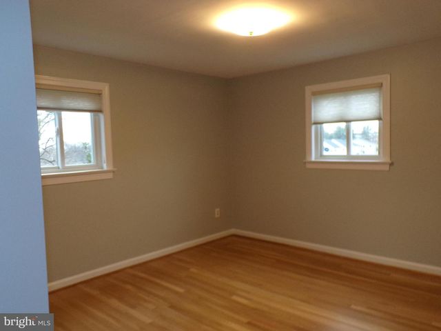 6094 9TH ST N, Arlington, VA 22205