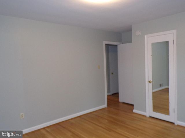 6094 9TH ST N, Arlington, VA 22205