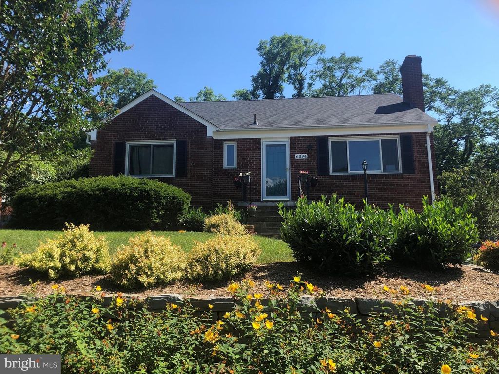 6094 9TH ST N, Arlington, VA 22205